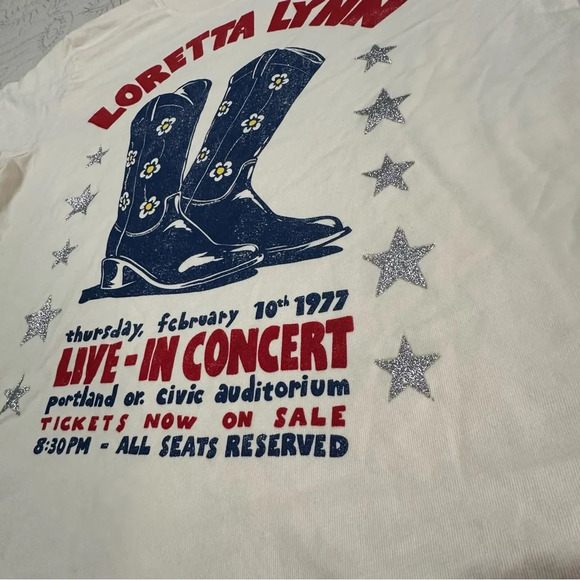 NWOT Daydreamer Loretta Lynn in Concert Tour Tee Size S w/small smudge - Picture 4 of 9